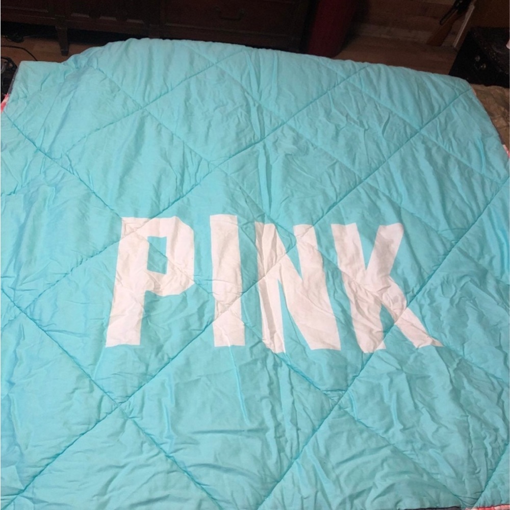 Victoria's Secret PINK floral twin reversible comforter set - Picture 4 of 7